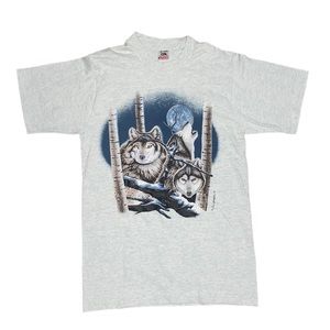 Older fruit of the loom wolf graphic tee